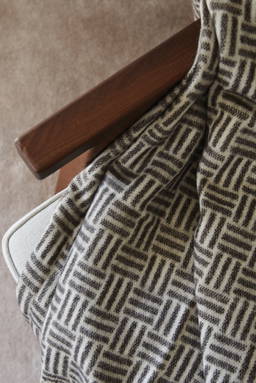 VINGA Lenox plaid