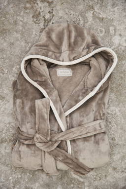 VINGA Louis luxe pluche RPET badjas maat S/M