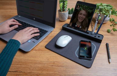 Air muismat met 5W draadloze oplader en USB