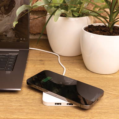 RCS gerecycled plastic 10W draadloos oplader met USB-poorten