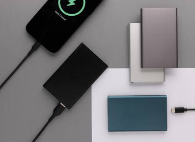 RCS gerecycled plastic/alu 4000 mah powerbank met type C