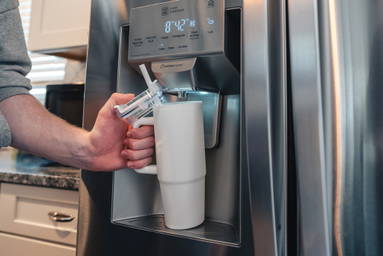 Tana RCS plastic tumbler met handvat 900 ml