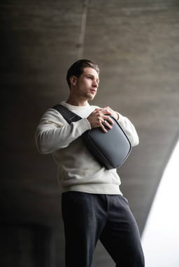 Bobby Sling