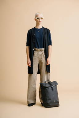 Urban water-resistant flap-top rugzak