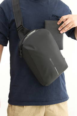 Urban water-resistant expandable sling
