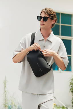 Urban water-resistant expandable sling