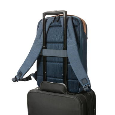 Impact AWARE™ 300D two tone deluxe 15.6" laptoprugzak