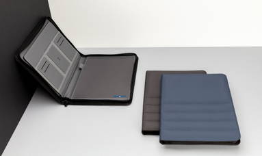 Impact AWARE™ RPET A4 portfolio met rits