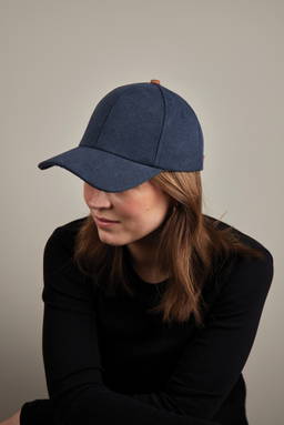 VINGA Bosler AWARE™ recycled canvas cap