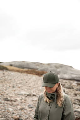VINGA Baltimore AWARE™ gerecycled PET cap