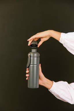 VINGA Baltimore Trek RCS recycled SS fles 600 ML