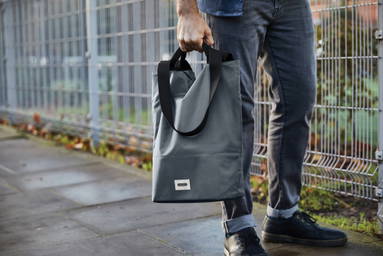 Black+Blum 16L Insulated Tote/ Koel Tas