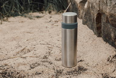 VINGA Tono RCS vacuümfles met 2 bekers 750 ML
