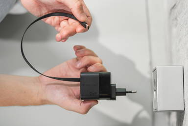 Urban Vitamin Mendocino 65W GaN lader, uittrekbare kabel