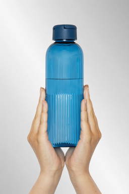 Ripple RCS RPET Lekvrije water fles met handvat 750ML