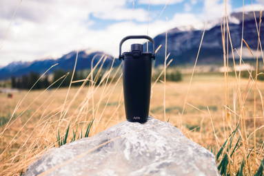 Avira Ayala RCS R-RVS duosip afsluitbare crossbody tumbler