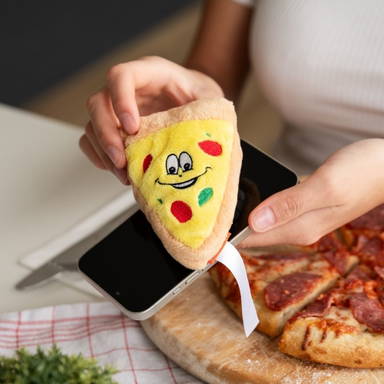Schmoozies® pizza