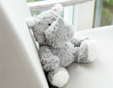 Rhinocéros en peluche Svea 20 cm - Gris