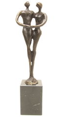 Love sculpture “Appreciation for each other”