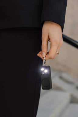 GuardBuddy RCS persoonlijke alarm met USB-C-opladen