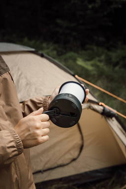 Nordic Drift Everest RCS campinglantaarn met handdynamo