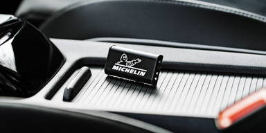 Profumo per auto basic in alluminio - Nero liscio